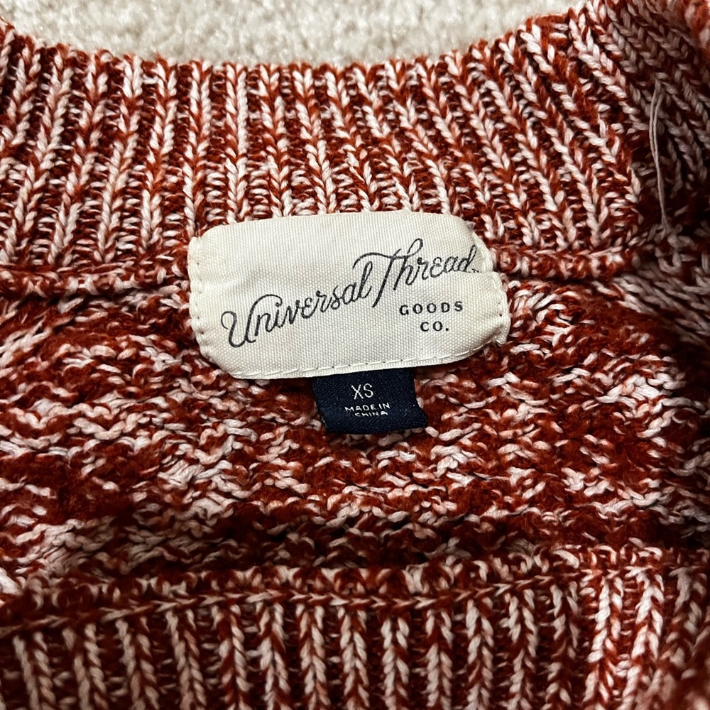 Beautiful sweater - Picture 5 of 5